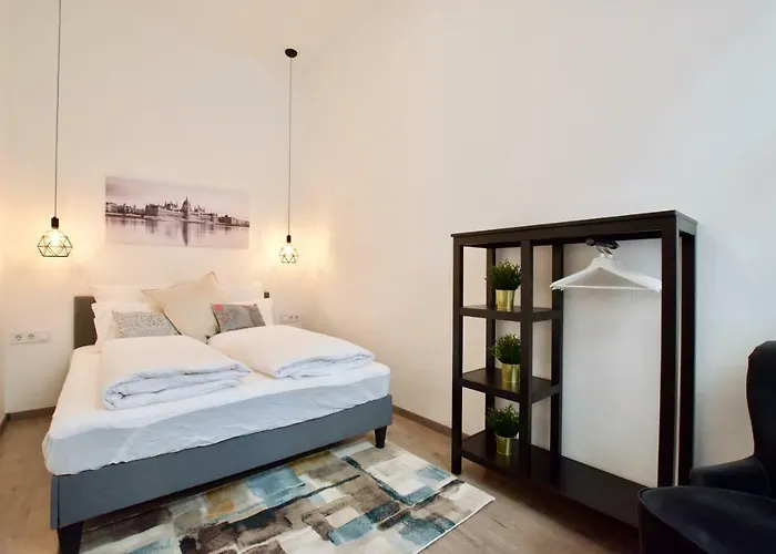 Standard Apartment By Hi5 - Rakoczi Ut 23